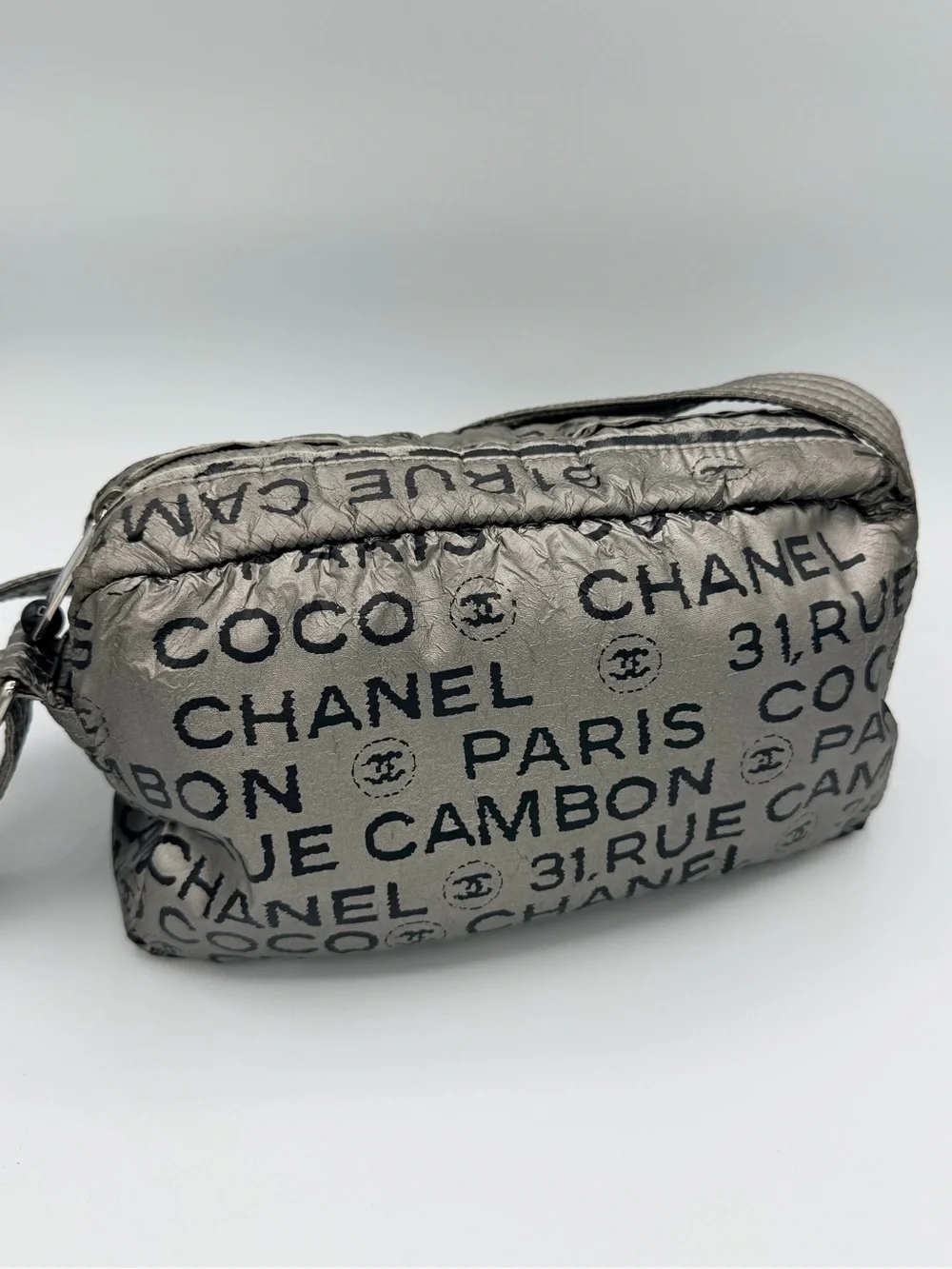 Chanel Camera Bag 31 Rue Cambon / Paris Biarritz graffiti-print shoulder bag